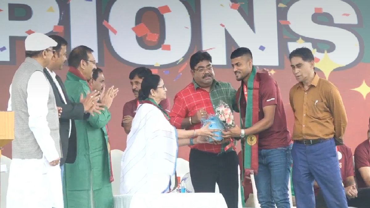 মোহনবাগানকে ৫০ লক্ষ টাকা 