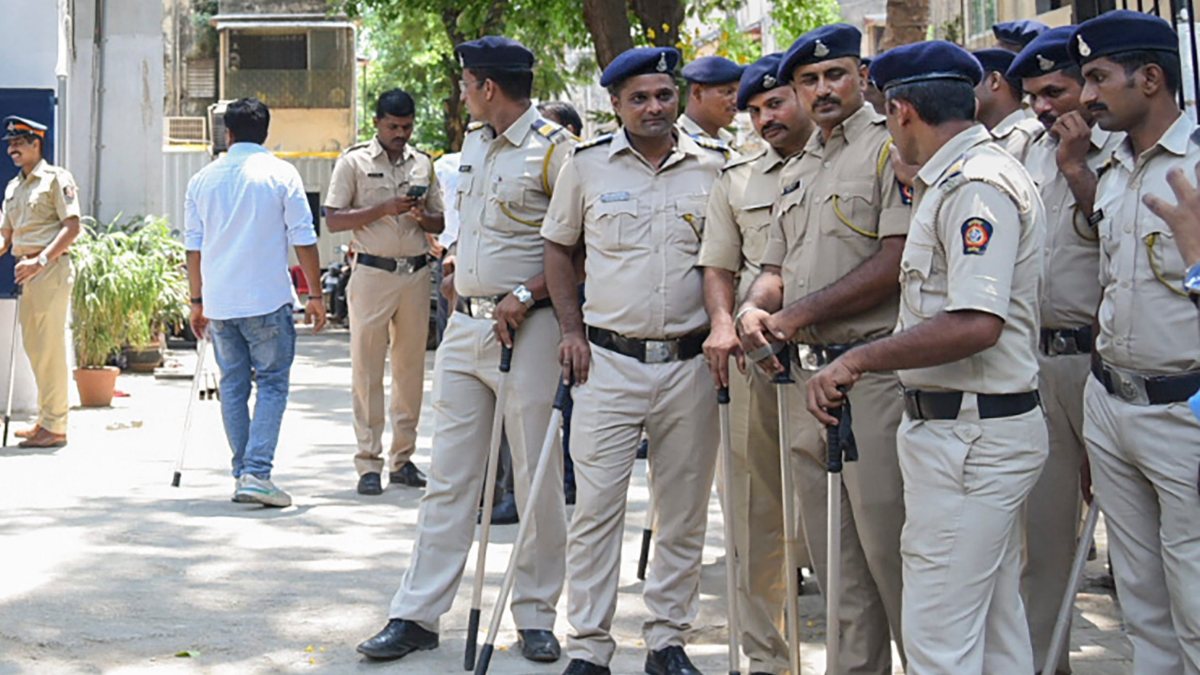 কী জানালেন পুলিশ কী জানালেন পুলিশ