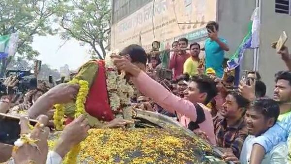 শক্তি সাধারণ মানুষ