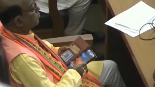 অভিযুক্ত বিধায়কের প্রতিক্রিয়া