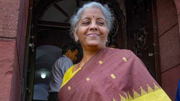 কি বলছেন নির্মলা সীতারমণ কি বলছেন নির্মলা সীতারমণ