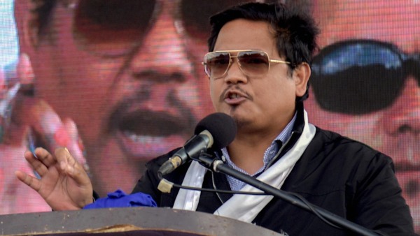 মেঘালয়ে হাড্ডাহাড্ডি লড়াই মেঘালয়ে হাড্ডাহাড্ডি লড়াই