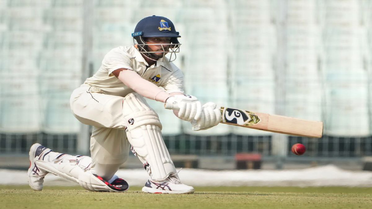 অভিষেক পোড়েল দিল্লি ক্যাপিটালসে অভিষেক পোড়েল দিল্লি ক্যাপিটালসে