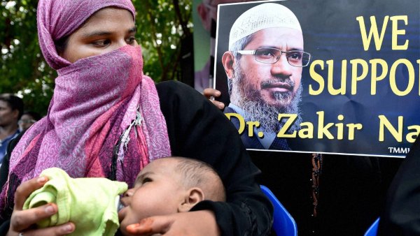 বিদেশে জাকির নায়েক