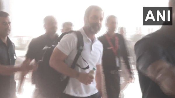 সুরাতের আদালতে মানহানির মামলা