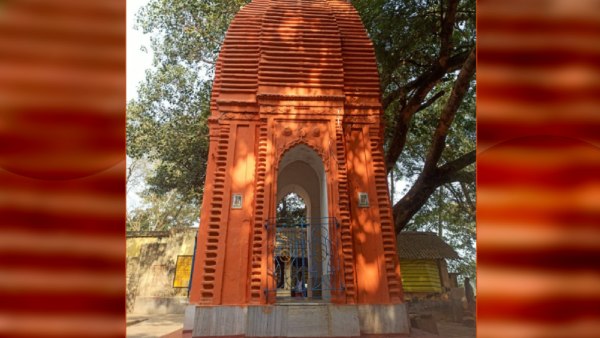 বিকেল চারটের পর প্রবেশ নিষেধ