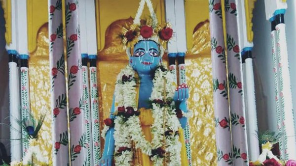 মূর্তি তৈরির নেপথ্যের কাহিনী
