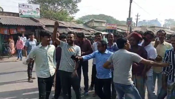 দ্বিতীয়-তৃতীয়-চতুর্থ-পঞ্চম রাউন্ডেও এগিয়ে যান বায়রন দ্বিতীয়-তৃতীয়-চতুর্থ-পঞ্চম রাউন্ডেও এগিয়ে যান বায়রন