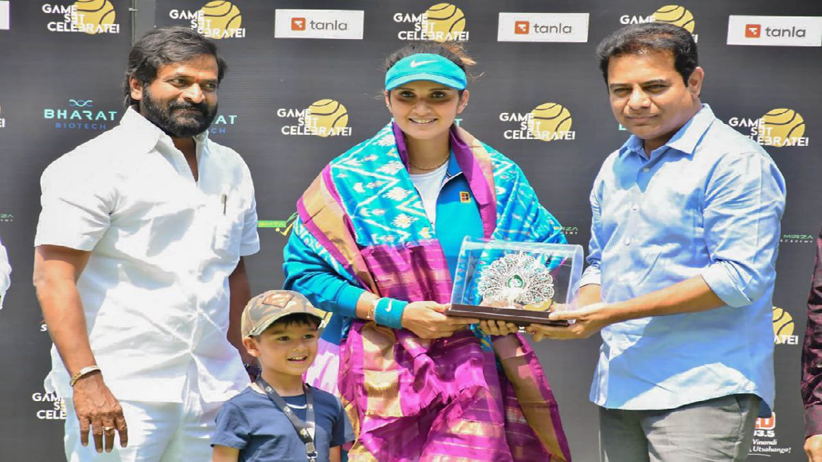 ভবিষ্যতের সানিয়া তুলে আনতে চান ভবিষ্যতের সানিয়া তুলে আনতে চান