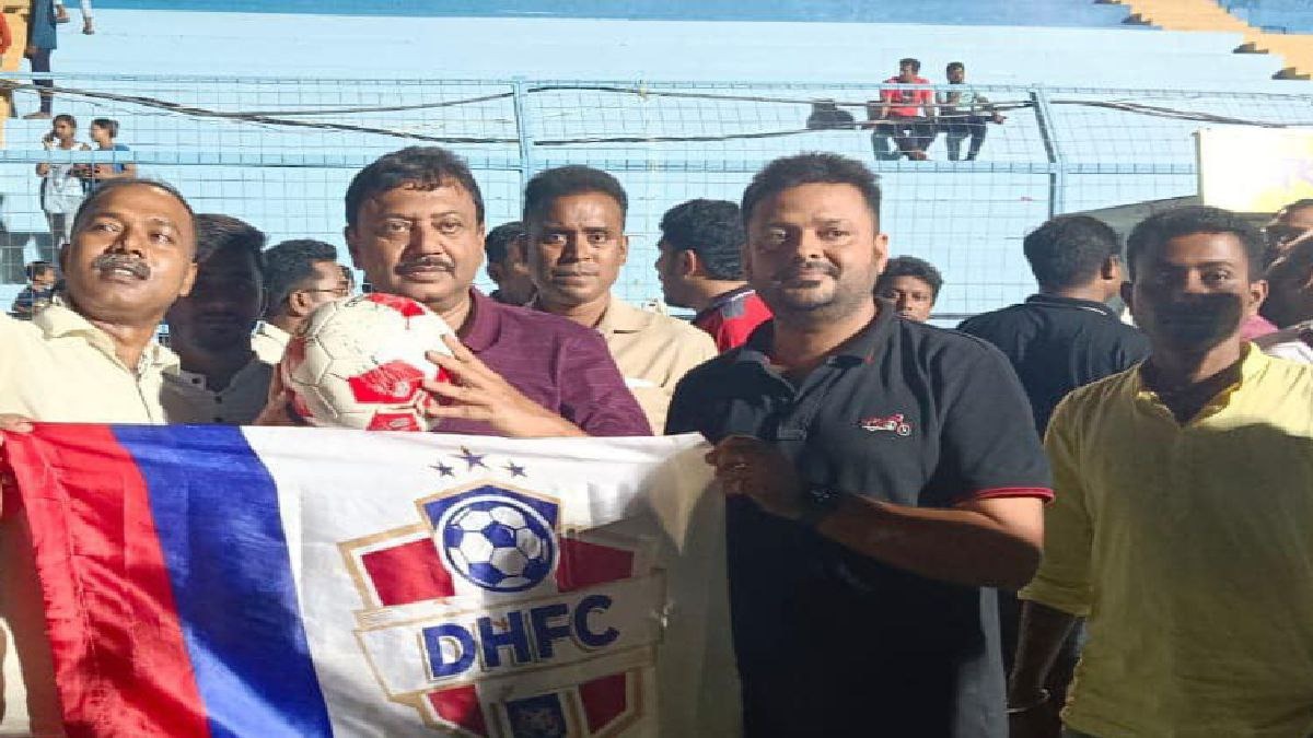 শান্তনুর সঙ্গে কোন কোন নেতার যোগ শান্তনুর সঙ্গে কোন কোন নেতার যোগ