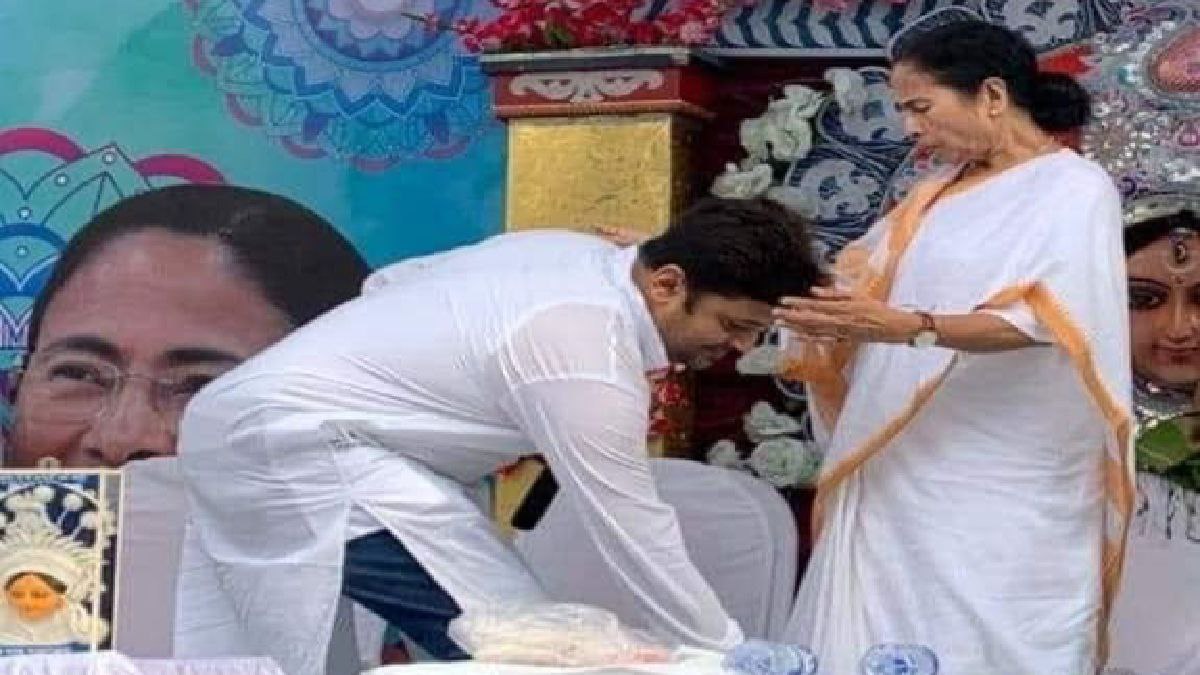 মুখ্যমন্ত্রীর সঙ্গে শান্তনু