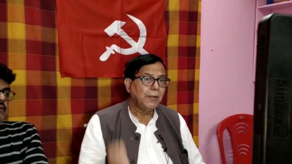 মানুষ যখন নিজের হকের দাবিতে রাস্তায় নামে মানুষ যখন নিজের হকের দাবিতে রাস্তায় নামে
