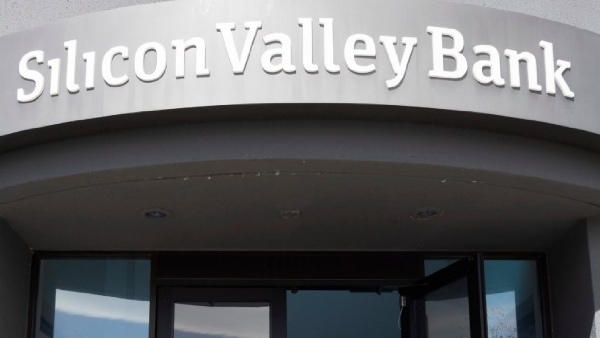 আমেরিকার অন্যতম সবথেকে বড় ব্যাঙ্ক 