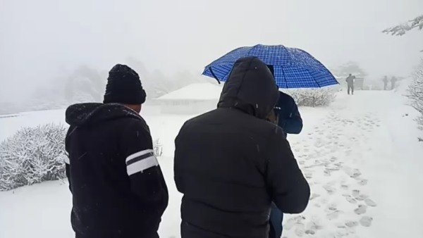 বিকেল হতেই আমূল বদলে যায় আবহাওয়া