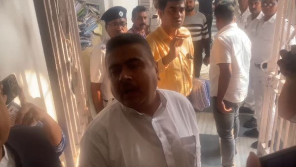 বিধানসভার অধ্যক্ষের ঘরে শুভেন্দু 