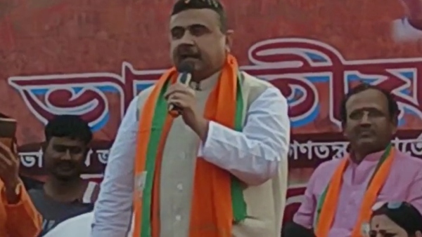  মমতার পথ অনুসরণ
