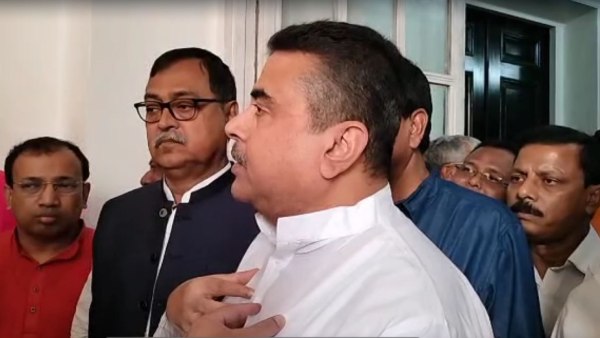 দলত্যাগ বিরোধী আইন প্রয়োগের আর্জি