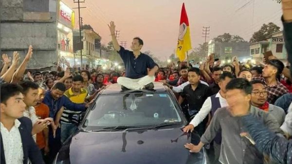 টিপ্রামোথা এখন রাজ্যের দ্বিতীয় বৃহত্তম দল টিপ্রামোথা এখন রাজ্যের দ্বিতীয় বৃহত্তম দল