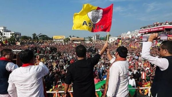 উপজাতি অঞ্চলের সমর্থন লাভে জোট ভাবনা উপজাতি অঞ্চলের সমর্থন লাভে জোট ভাবনা