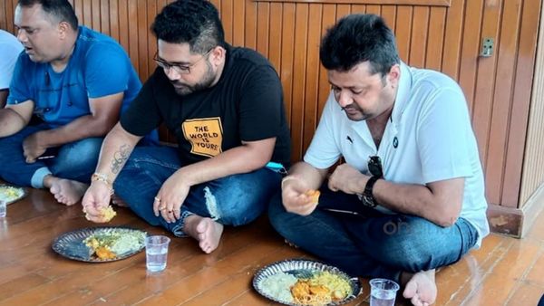  চাকরি থেকেও সরিয়ে দেওয়া হল 