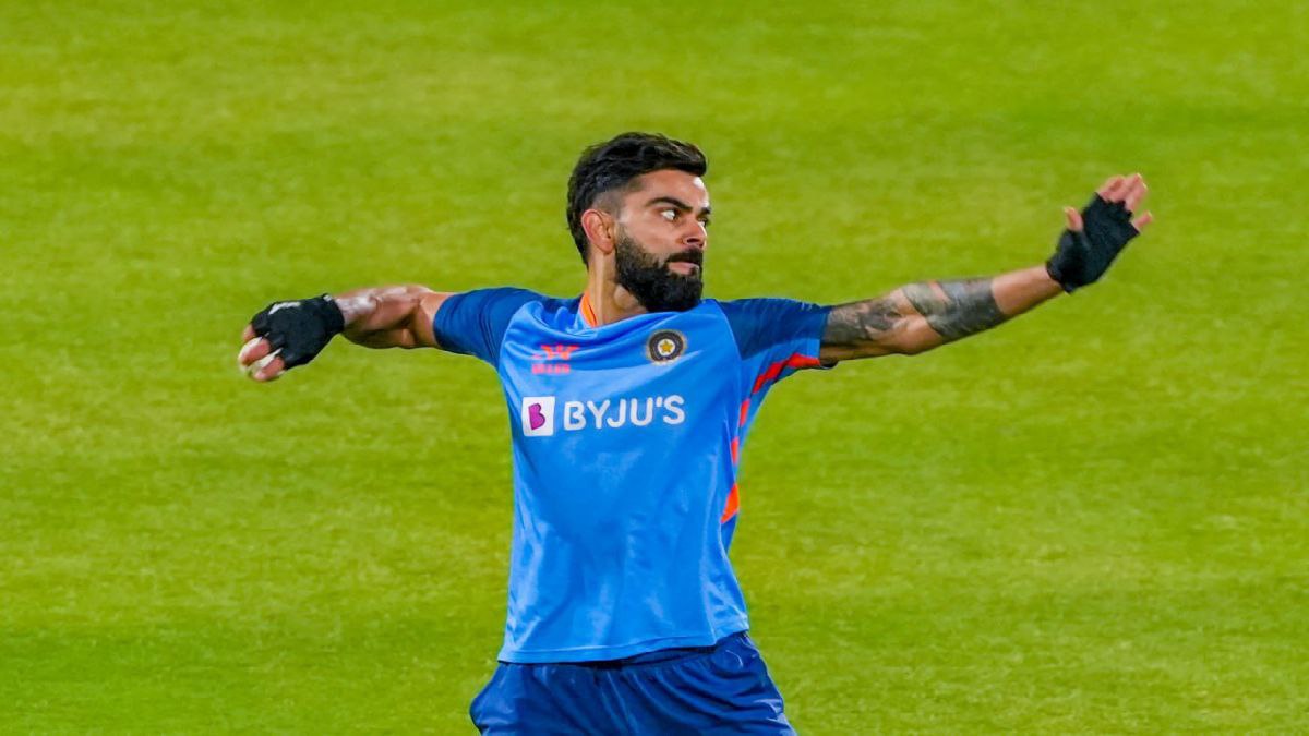 নতুন ট্যাটু আঁকিয়ে বেঙ্গালুরু রওনা