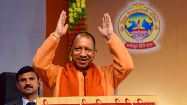 বাসযাত্রায় ঝামেলা থেকে মুক্ত হতে