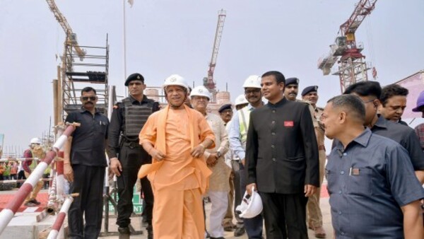 অযোধ্যায় যোগী আদিত্যনাথ