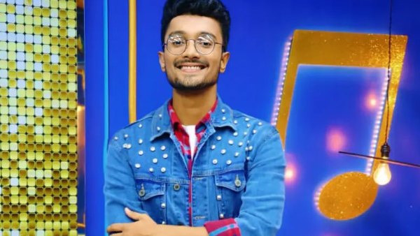 কে কে ছিলেন বিচারকের আসনে