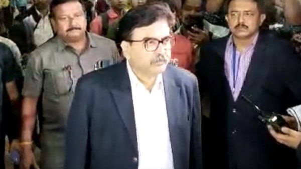 বিচারপতি অভিজিৎ গাঙ্গুলি বিচারপতি অভিজিৎ গাঙ্গুলি