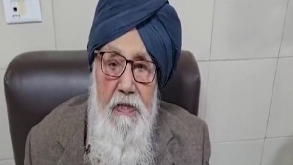 প্রয়াত প্রাক্তন মুখ্যমন্ত্রী প্রকাশ সিং বাদল! প্রয়াত প্রাক্তন মুখ্যমন্ত্রী প্রকাশ সিং বাদল!