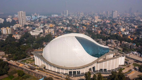 dhana dhanye auditorium