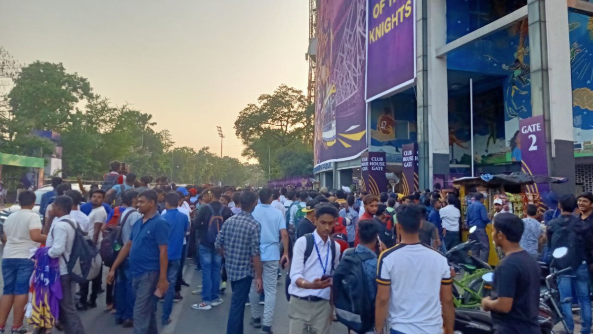 IPL2023: নাইটদের ম্যাচে বাড়তি আকর্ষণ ‘ড্রোন শো’, চলবে অতিরিক্ত মেট্রো IPL2023: নাইটদের ম্যাচে বাড়তি আকর্ষণ ‘ড্রোন শো’, চলবে অতিরিক্ত মেট্রো
