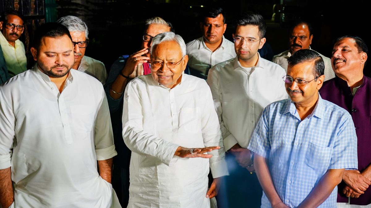 নীতীশ খাড়গের সাক্ষাৎপ্রার্থী নীতীশ খাড়গের সাক্ষাৎপ্রার্থী