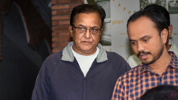 হাতিয়ার রানা কাপুরের বিবৃতি হাতিয়ার রানা কাপুরের বিবৃতি