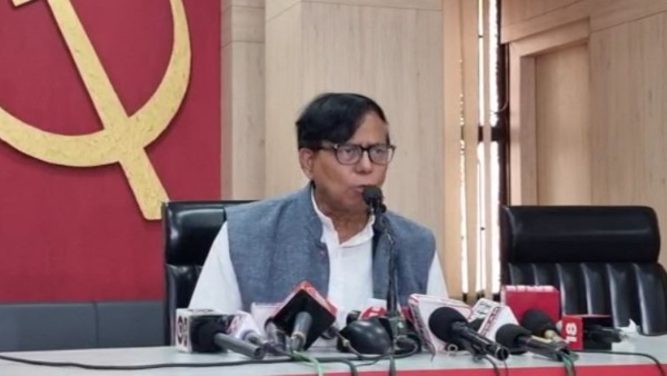 মমতা-শুভেন্দুর বৈঠকেই চক্রান্ত মমতা-শুভেন্দুর বৈঠকেই চক্রান্ত