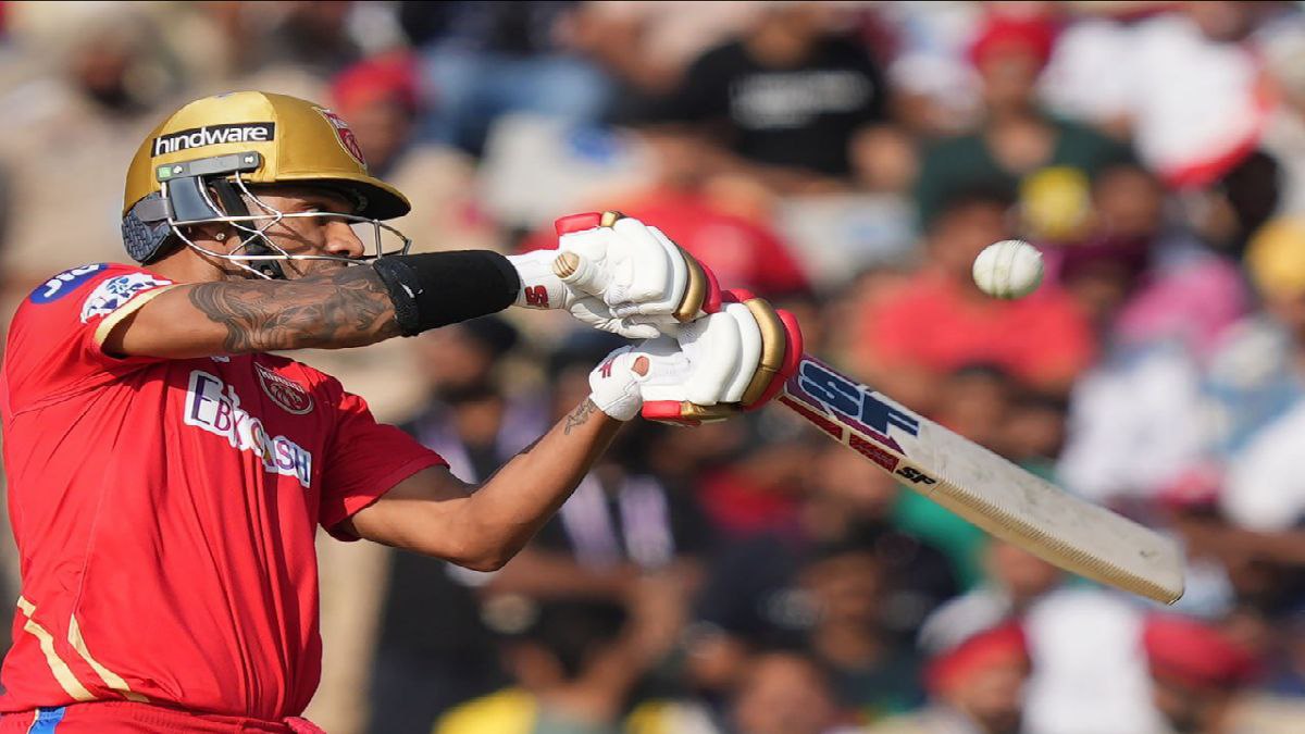 ১০ ওভারে ১০০