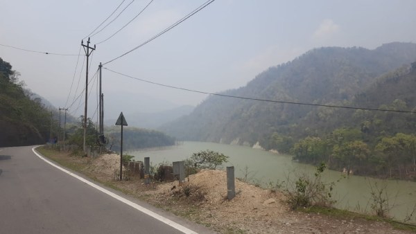 গরম এবার পাহাড়েও গরম এবার পাহাড়েও