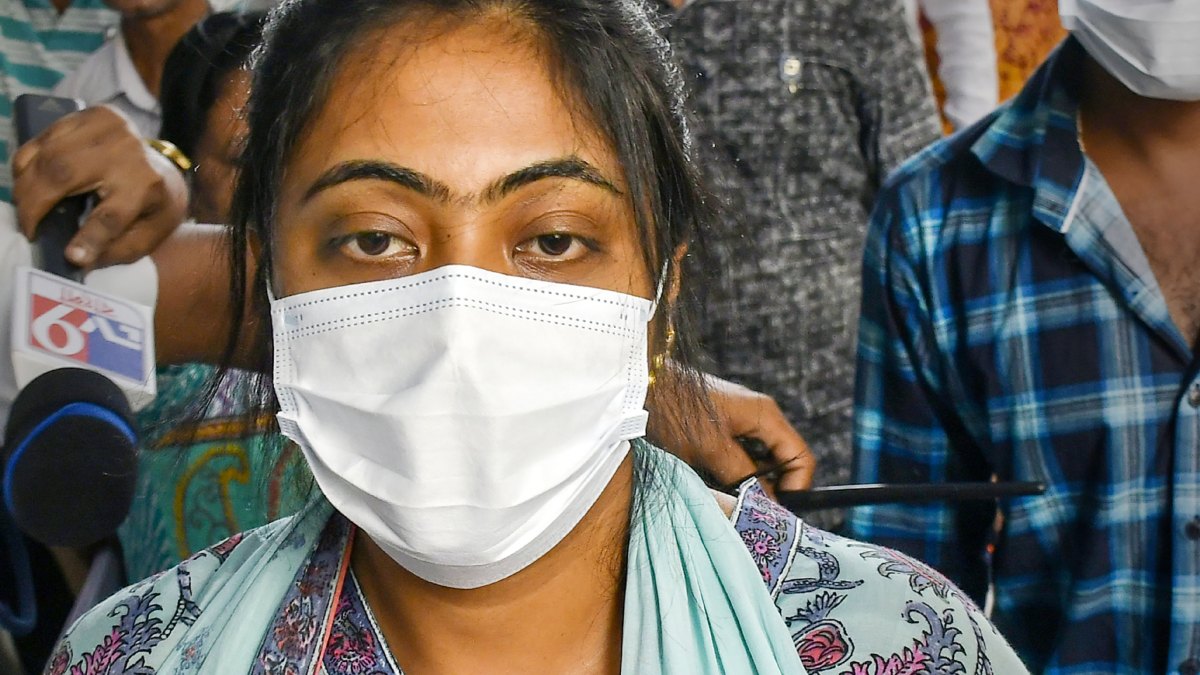 বাবার সঙ্গে তিহাড়েই ঠাঁই হচ্ছে সুকন্যার বাবার সঙ্গে তিহাড়েই ঠাঁই হচ্ছে সুকন্যার