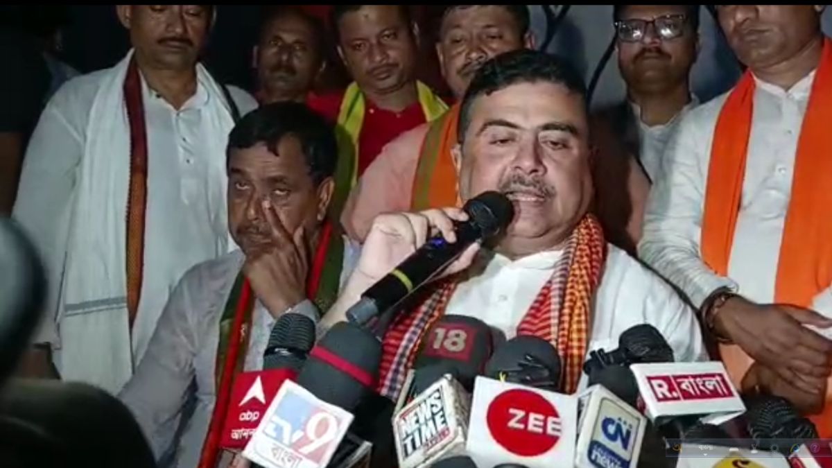 অভিষেককে নজিরবিহীন আক্রমণ শুভেন্দুর অভিষেককে নজিরবিহীন আক্রমণ শুভেন্দুর