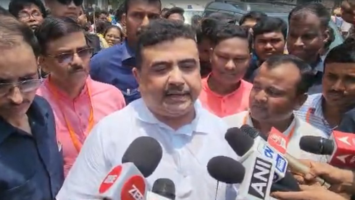 এবার ভাইপো নয়, অভিষেকের নতুন নাম দিলেন শুভেন্দু এবার ভাইপো নয়, অভিষেকের নতুন নাম দিলেন শুভেন্দু