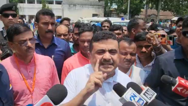 এবার ভাইপো নয়, অভিষেকের নতুন নাম দিলেন শুভেন্দু এবার ভাইপো নয়, অভিষেকের নতুন নাম দিলেন শুভেন্দু