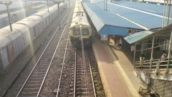 একের পর এক দূরপাল্লার ট্রেন বাতিল একের পর এক দূরপাল্লার ট্রেন বাতিল