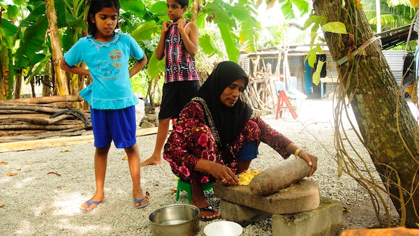 জানেন গুগল-ফেসবুক-কংগ্রেসদের বাস কোথায়