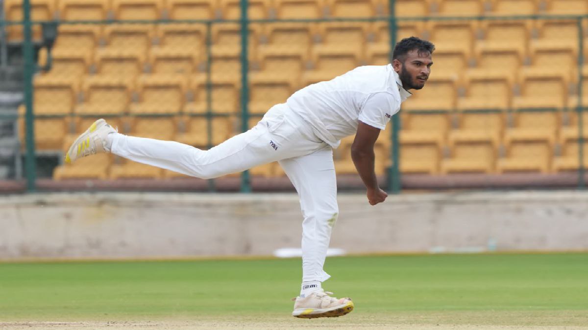 ভিশাখ বিজয় কুমার ভিশাখ বিজয় কুমার