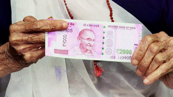 ১০০০ টাকার নোট কি ফিরে আসবে ২০০০ টাকার প্রস্থানের পথ ধরে