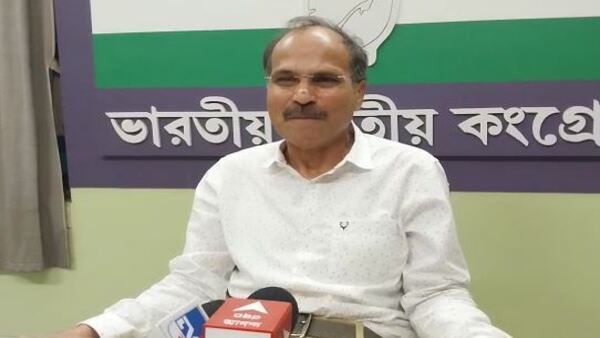 অধীর চৌধুরী অধীর চৌধুরী
