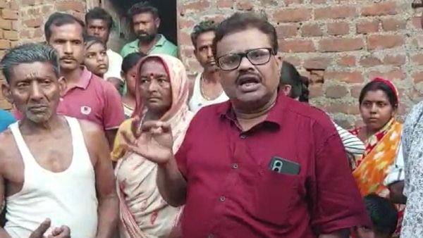 উষ্ণ হচ্ছে সিঁড়ির মেঝে, সেকেন্ডে শুকোচ্ছে জল!
