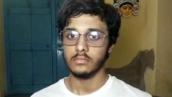  সিবিএসই দ্বাদশের সম্ভাব্য টপার হাওড়ার সৌমাদিত্য 