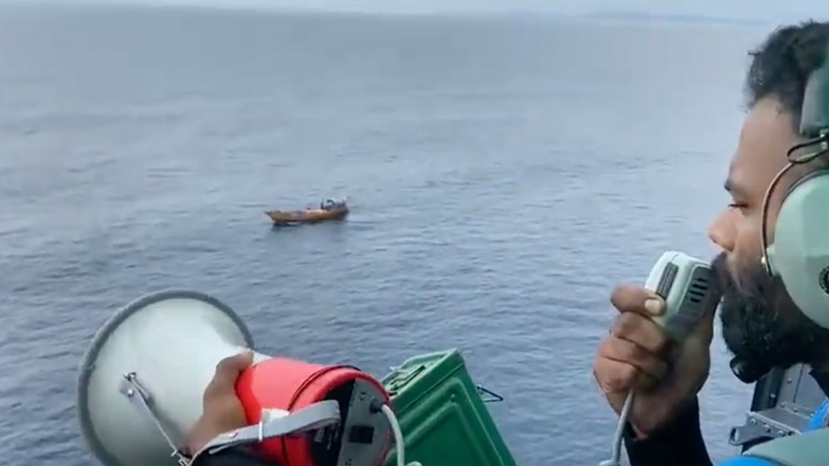 মোখার তাণ্ডবে কীভাবে রক্ষা! মোখার তাণ্ডবে কীভাবে রক্ষা!