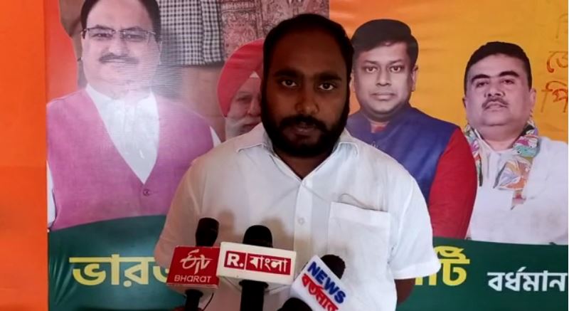 গাড়ি বিক্রির সিদ্ধান্ত পূর্ব বর্ধমান জেলা সিপিআইএমের গাড়ি বিক্রির সিদ্ধান্ত পূর্ব বর্ধমান জেলা সিপিআইএমের